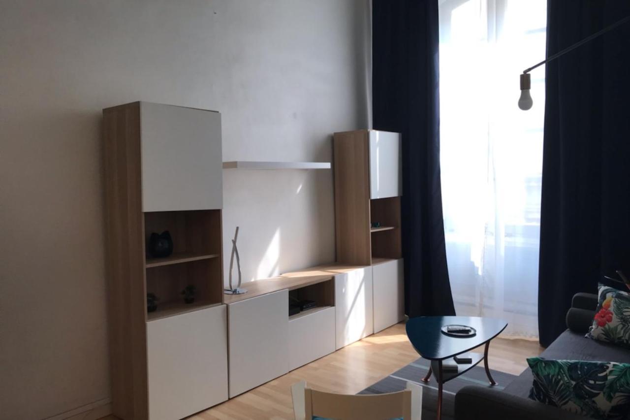 شقة أفينيون  في Charming Cosy Apt Near The Rhone المظهر الخارجي الصورة